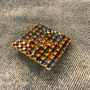 Single Multicolor Vintage Gem Button